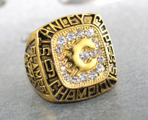 NHL Calgary Flames World Champions Gold Ring