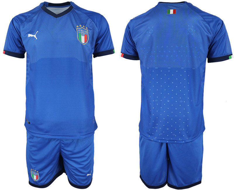 2018 19 Italy Home Soccer Jersey