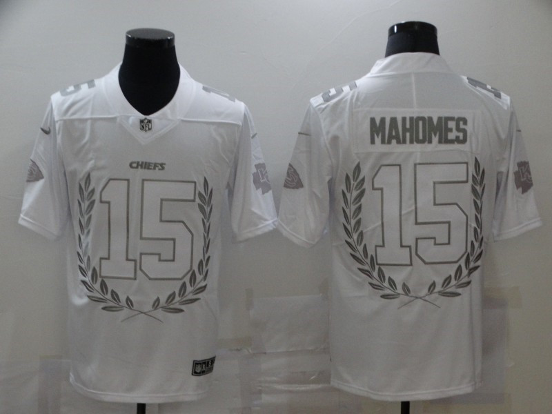 Nike Chiefs 15 Patrick Mahomes White Commemorative Edition Vapor Untouchable Limited Jersey