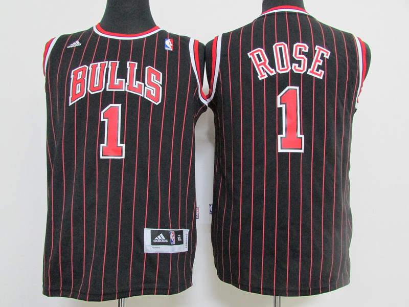 Youth  NBA Chicago Bulls 1 Derrick Rose New Revolution 30 Swingman Home BlackYouth Jersey.jpg