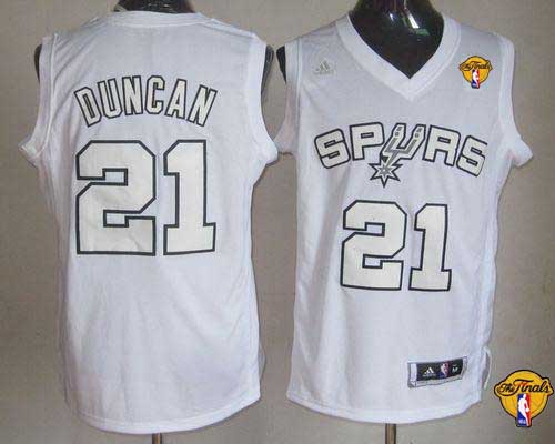 Spurs #21 Tim Duncan White Winter On Court Finals Patch Stitched NBA Jersey